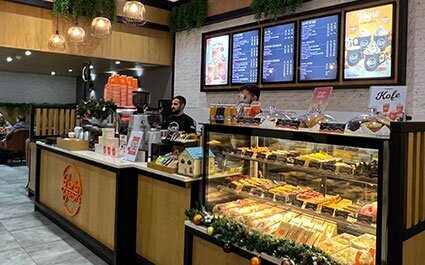 Gloria-Jeans-Coffees